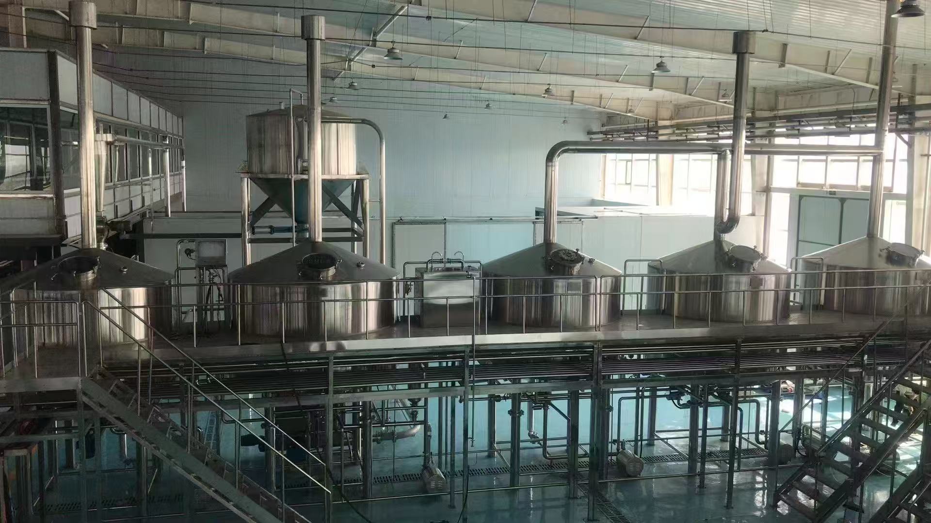 独山精酿啤酒设备厂—精酿啤酒设备主要生产工艺与核心技术